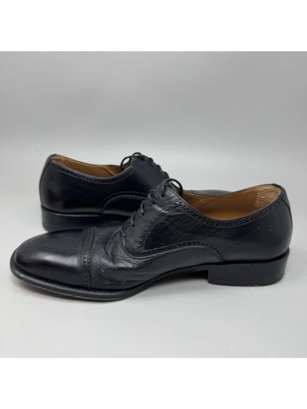 MAGNANNI Cap Toe Oxford Glove Leather Sz 10 Black Dress Shoes